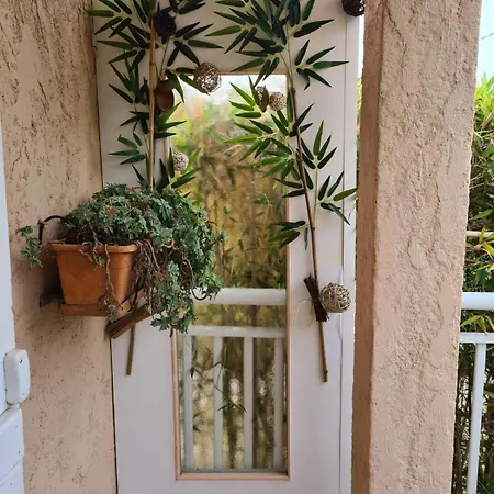 Lägenhet Santa Karina Linguizzetta