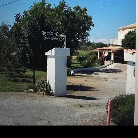 Santa Karina Apartment Linguizzetta